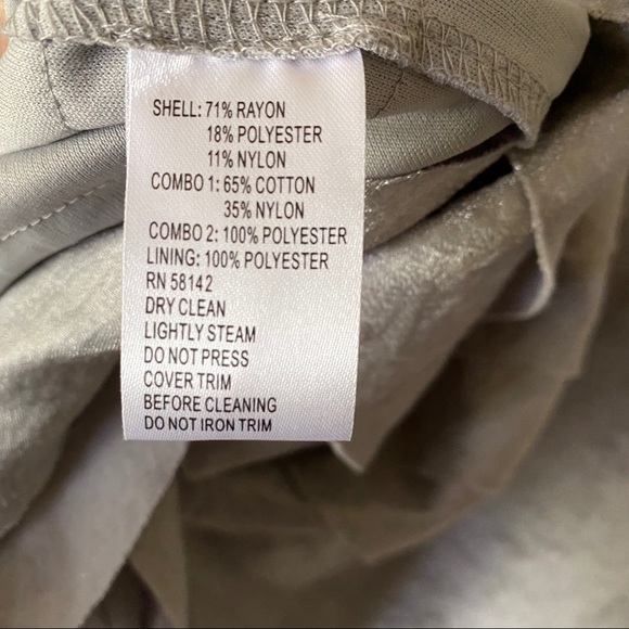 **NWT** Silver Dress w/ Jewel Collar Detail Size16 - Picture 10 of 10